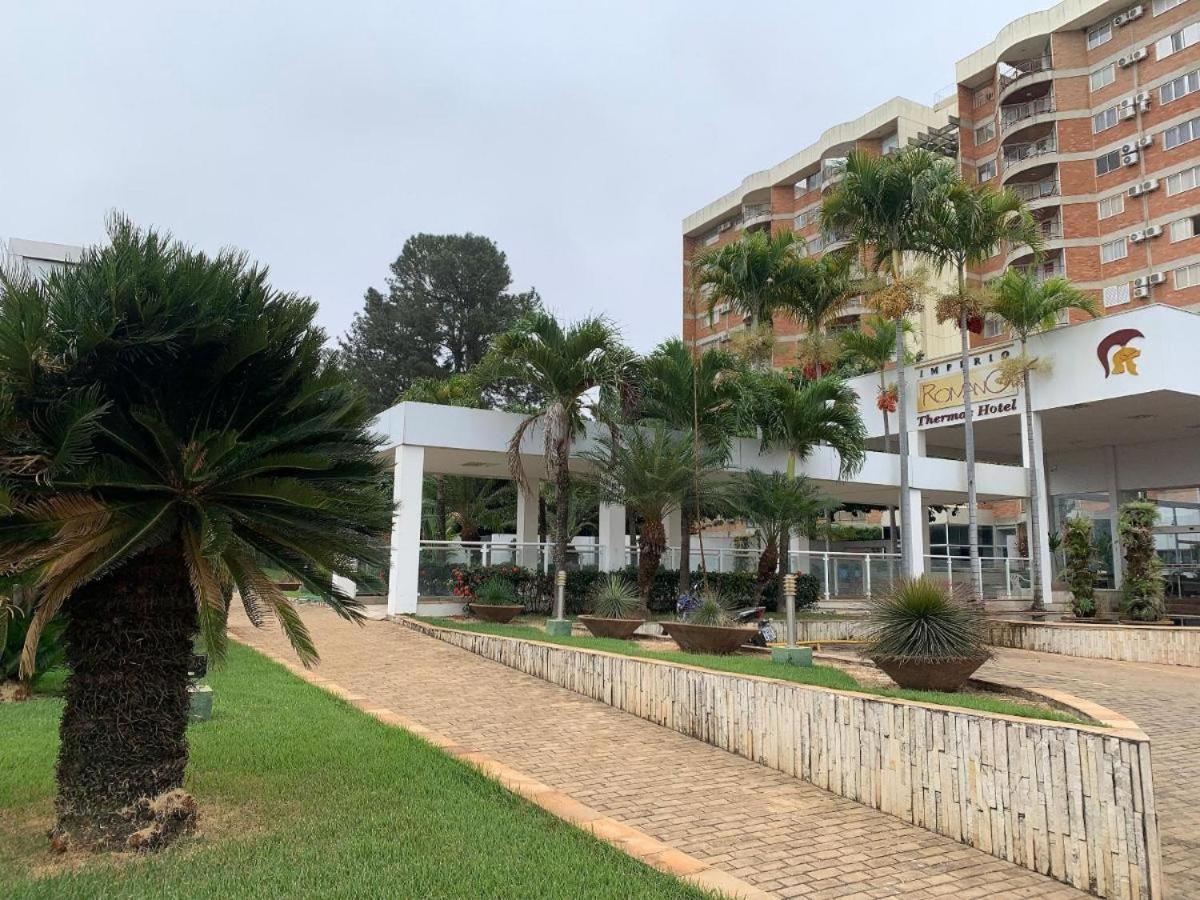 Apartamento Imperio Romano - 2 Quartos, 24Hs Piscina Caldas Novas Exteriör bild